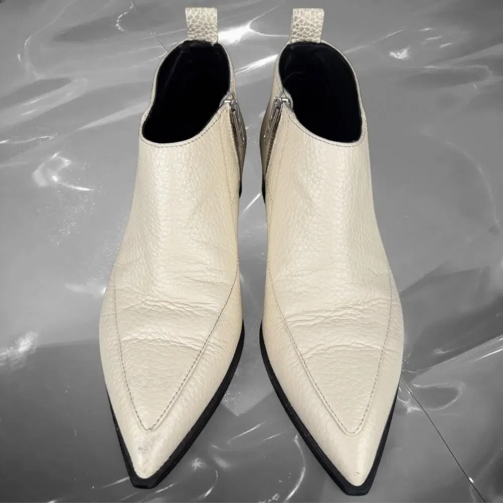 Everlane “The Boss Bootie” cream leather pointed toe ankle boots Italy size 7 - Picture 1 of 7
